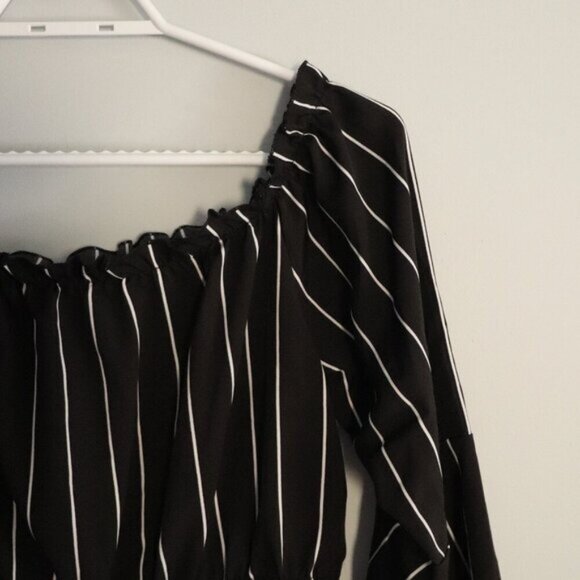 Emery Women's M Black Striped Bell Sleeve Off-the-Shoulder Flare Romper Shorts - Picture 6 of 12